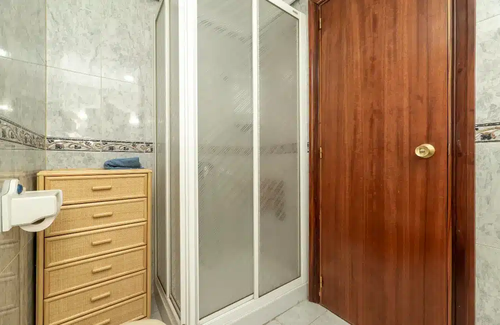 Sliding Door